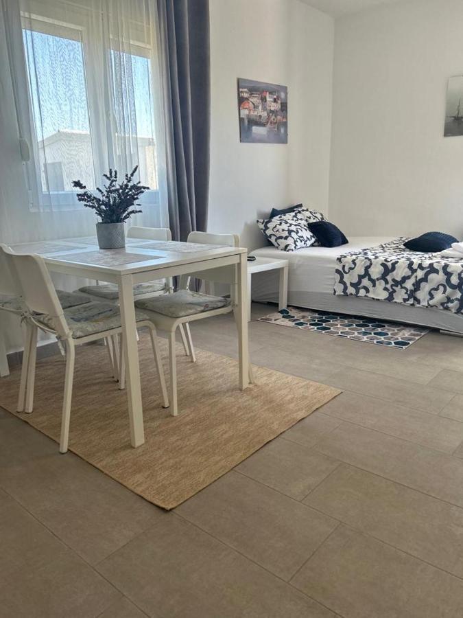 Apartmani Fulir Vrsi Eksteriør bilde